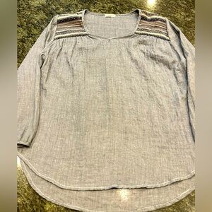 💙Dylan soft, lightweight & gauzy blouse size S.  Denim blue/gray color. NICE!